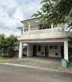 dijual villa ciawi gadog